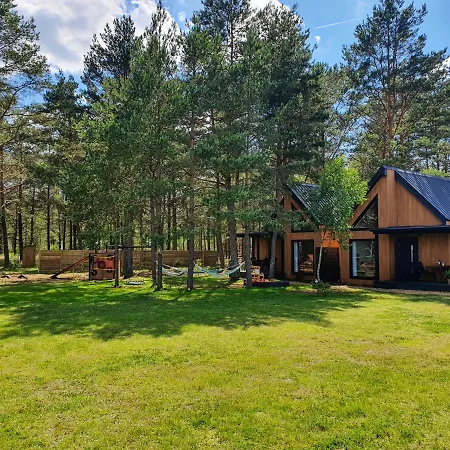 Holiday home Letniskowe Lesne Nad Jeziorem Wdzydzkim Basen Sauna Balia *